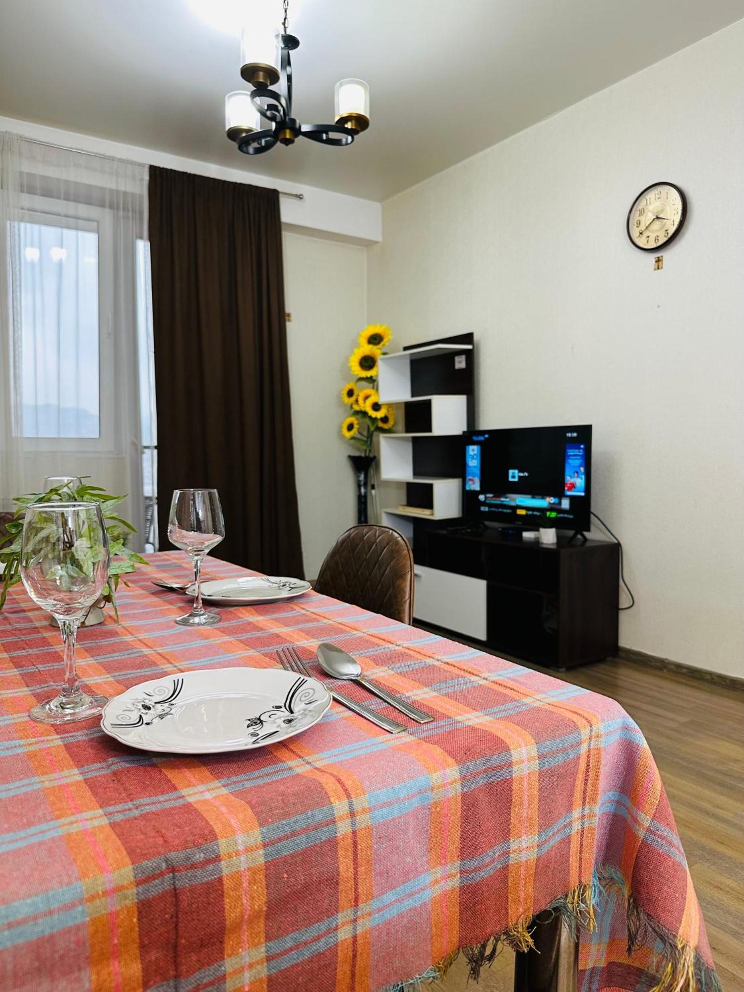 Twins Tower Apartment Tbilisi Luaran gambar
